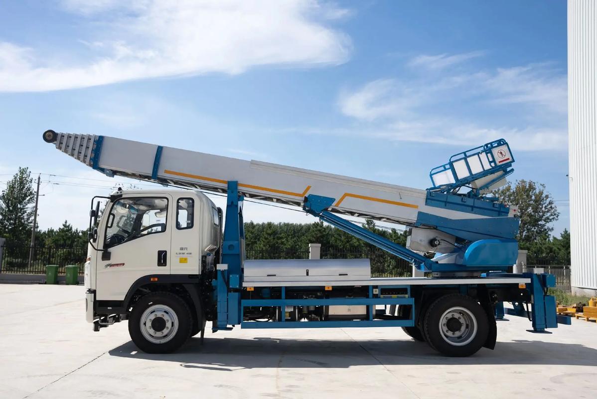 淮南云梯上料车租赁费用